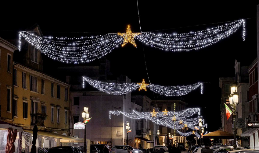 Illuminazione natalizia LED